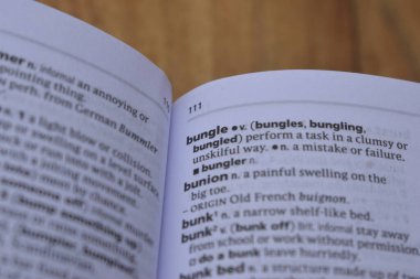 Kelime ile Sayfa Yazdırma Sözlüğünün Tanımı - beceriksizlik