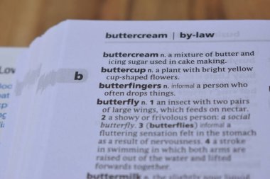 İngilizce Sözlük Sayfası Düğünçiçeğinin Anlamı Sözcüğünü Kapat