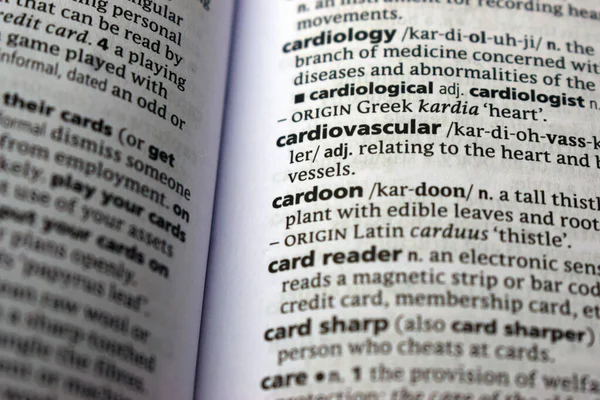 İngilizce sözlük sayfası - cardoon kelimesinin anlamı ile kapat