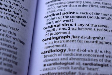 İngilizce Sözlük Sayfası Başlıca Günahın Anlamı Sözcüğünü Kapat