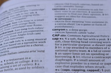 İngilizce Sözlük Sayfası Yazdır - CAP kelimesinin anlamı ile kapat