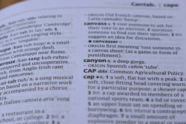 İngilizce Sözlük Sayfası Yazdırma Kanyonu Sözcüğüyle Kapat