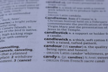 İngilizce Sözlük Sayfası Yazdırma - Mum Sözüyle Kapat