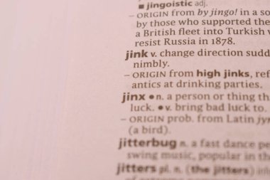 İngilizce Sözlük Sayfası - Jink 'in Sözcükleriyle Kapat
