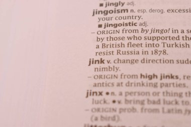 İngilizce Sözlük Sayfası Cinciç 'in Sözcük Tanımına Yakın