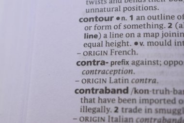 İngilizce Sözlük Kitabı Sayfası - Contra Sözcüklerinin Çeviri: