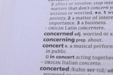 İngilizce Açıklama Sözlüğünün Kapanışı - İlgili