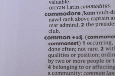 İngilizce Sözlüğün Tanımı Kelimeyi Kapat - Commodore