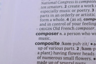 İngilizce Sözlük Sayfasının Detayları ve Bestecinin Sözcük Açıklaması