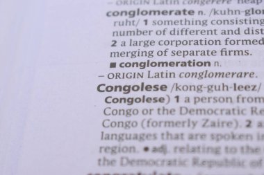 İngilizce Sözlük Sayfası ve Kongo Sözlüğü Açıklamasının Detayları