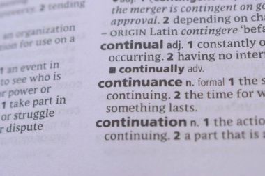 İngilizce Sözlük Kitabı Sayfası Kelime Tanımının Kapanışı - Erteleme