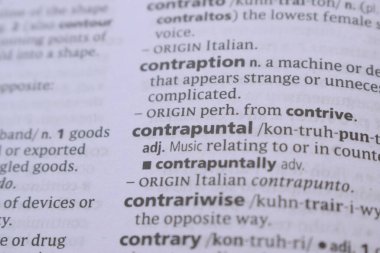 İngilizce Sözlük Sayfası ve Mekanik Açıklamasının Detayları