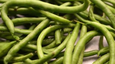 Döndürme Grubu Taze Kuşkonmaz Kökleri - Binnies Ki Dost - Taze Yeşil Fasulye Kapsülleri Kapatın