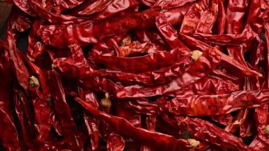 Kuru Kırmızı Chili Doku Baharatlı Arkaplan Görüntüsünün Dönen Üst Görünümü