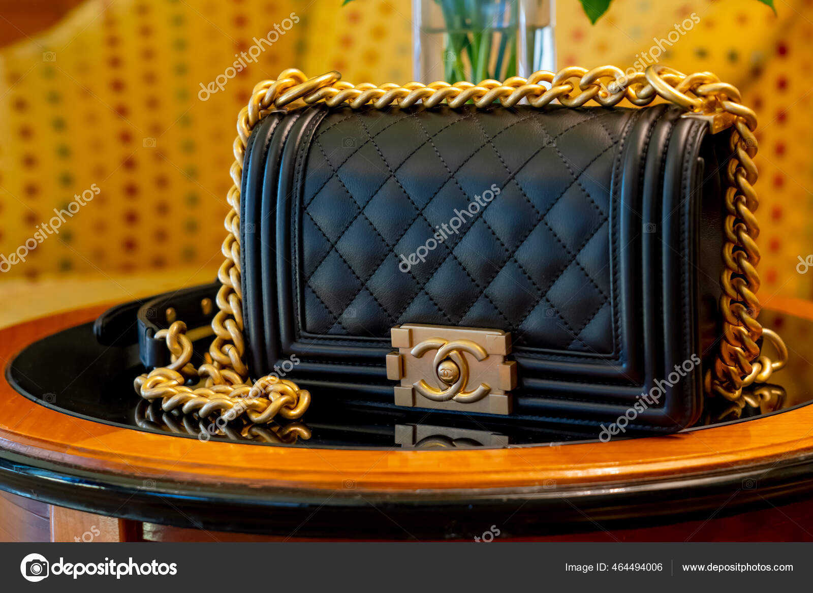 Venice Italy Jun8 2019 Black Leather Chanel Bag Chanel Boy – Stock