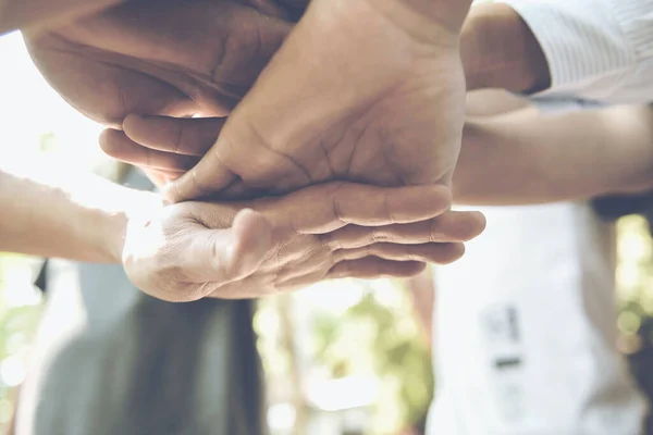 Foco Seletivo Grupo Negócios United Hands Together Juntando Conceitos Trabalho — Fotografia de Stock