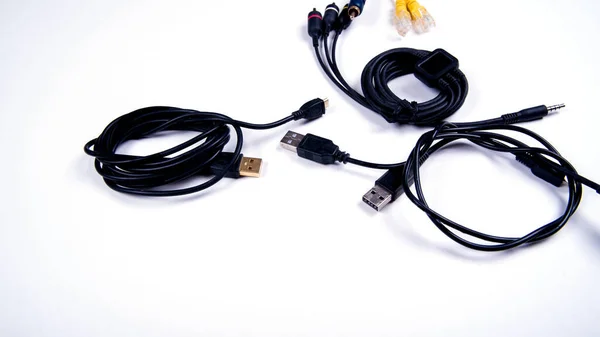 Diferentes Cables Para Conectar Diferentes Conectores Para Conectar Placas Electrónicas —  Fotos de Stock