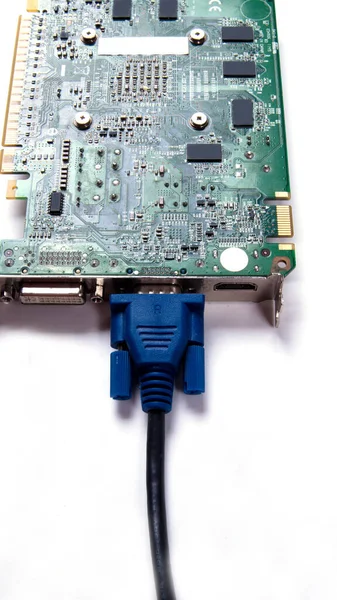ビデオカード 電子回路 コンピュータコンポーネント 白い背景に隔離された コピースペース 電子機器 クローズアップ — ストック写真