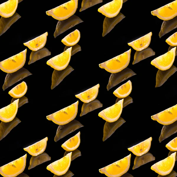 Zitronenmuster Zitronenscheiben Auf Schwarzem Hintergrund Hintergrund Textur Muster Flache Ansicht — Stockfoto