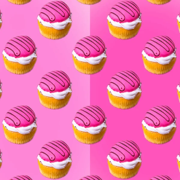 ピンクのグラデーションの背景に白とピンクのクリームとカップケーキ フラットレイアウト パターン バナー テンプレート — ストック写真