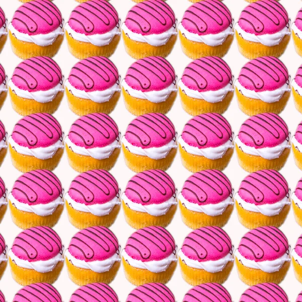 白い背景に白とピンクのクリームとカップケーキ フラットレイアウト パターン バナー テンプレート — ストック写真