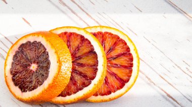 Kan portakalı dilimlenmiş, yakın plan, kopyalama alanı, şablon, kartpostal, arkaplan, makro