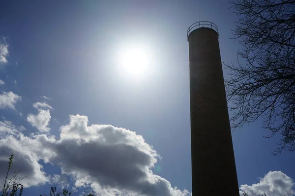 Trumpet Mot Den Blå Himlen Berlin Tyskland — Stockfoto