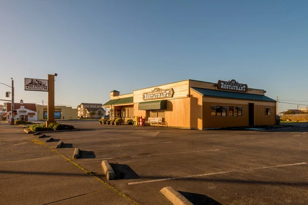 Fermé par Highway 101 à Bandon, Oregon, USA — Photo