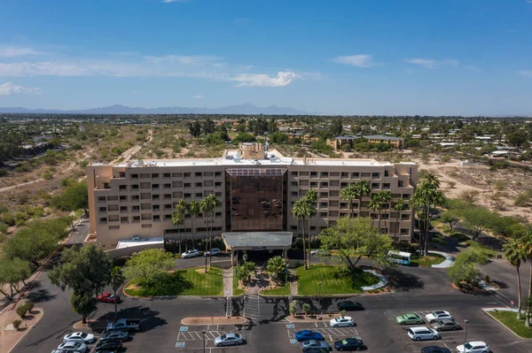 Hilton Hotel in Tucson, Arizona, aerial view — Stock Photo, Image