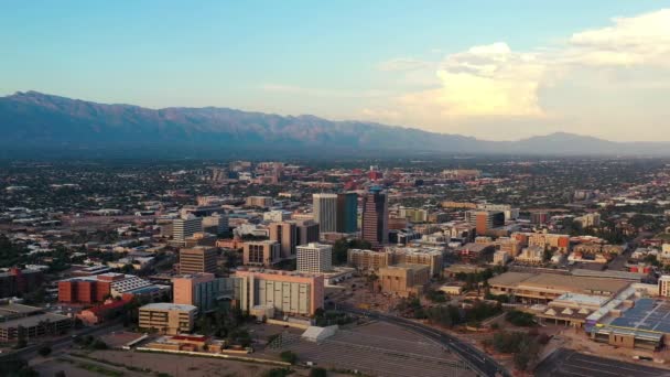 Letecký pohled na Downtown Tucson Skyline — Stock video