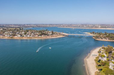 Crown Point ve Fishermans Channel Mission Bay, San Diego 'da.