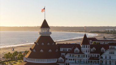 San Diego, California 'daki Hotel del Coronado, hava manzaralı.