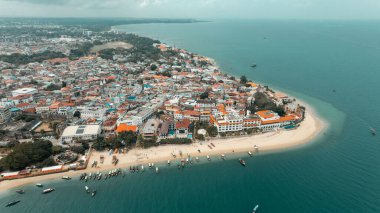 Tanzanya 'daki Zanzibar Adası' nın havadan görünüşü.
