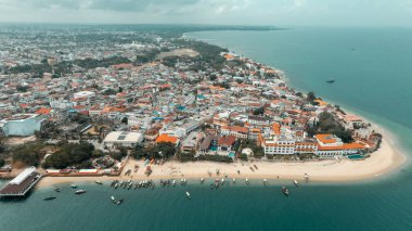 Tanzanya 'daki Zanzibar Adası' nın havadan görünüşü.
