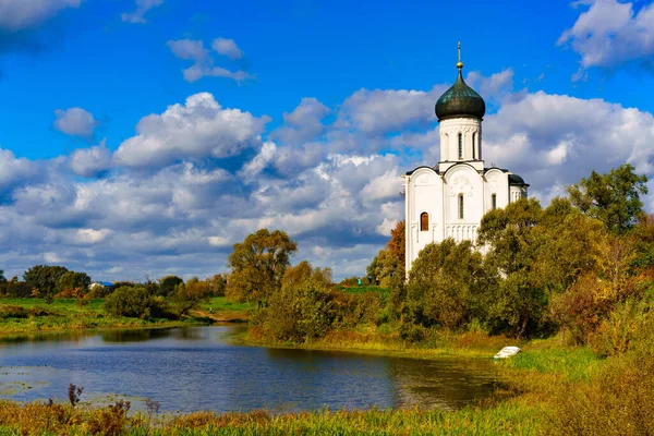 Church of the Intercession on the Nerl (Russia). — Stock Image Church Intercession Nerl Russia Stock Image