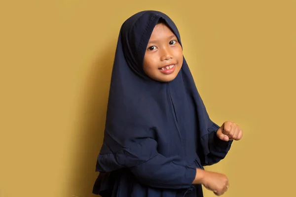 Happy Little Asian Muslim Hijab Girl Dancing — Stok Foto