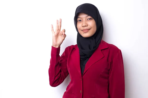 Femme Asiatique Portant Hijab Heureux Excité Célébrant Victoire Exprimant Grand — Photo