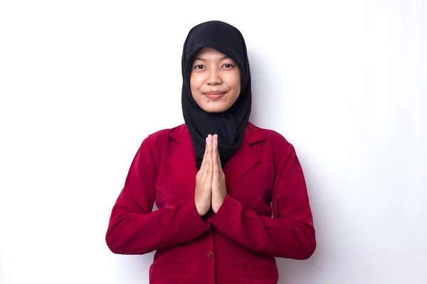 Mulher Muçulmana Asiática Receber Convidados Gesto Fundo Branco — Fotografia de Stock