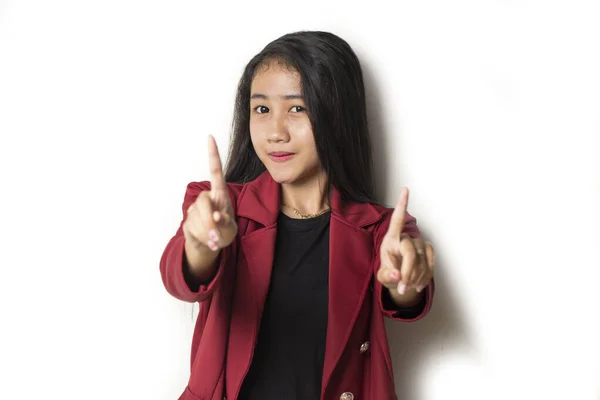 Mujer Asiática Haciendo Stop Gesture Con Mano Aislada Sobre Fondo —  Fotos de Stock