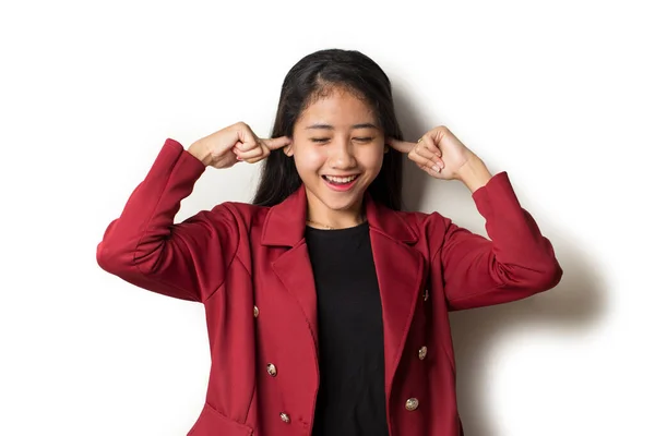 Mladý Asijské Obchod Žena Kryje Její Uši — Stock fotografie