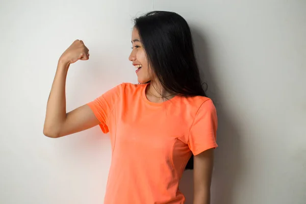 Gorgeous Strong Young Asian Sporty Woman — Stock Photo, Image