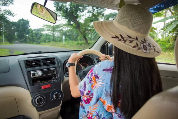 Portrait Young Asian Woman Driving Car — Stock Photo, Image