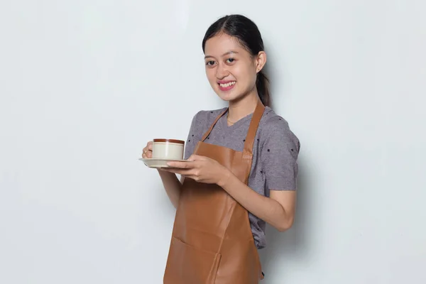 Asiático Feminino Barista Segurando Xícara Café Isotalado Fundo Branco — Fotografia de Stock