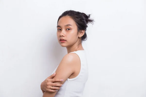 Retrato Bela Jovem Asiática Mulher Com Pele Limpa Fresca Isolado — Fotografia de Stock