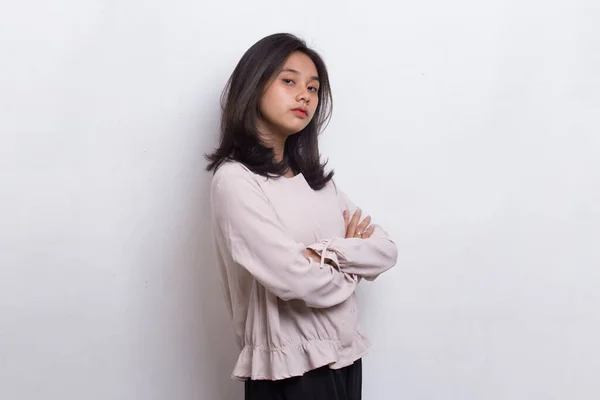 Gyönyörű Fiatal Ázsiai Elszigetelt Fehér Background Portréja — Stock Fotó