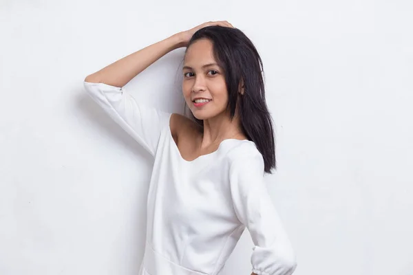 Portrait Belle Jeune Femme Asiatique Aux Cheveux Propres Frais Isolé — Photo