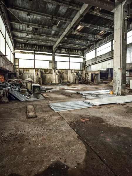 Old and abandoned factory — Stock Photo, Image