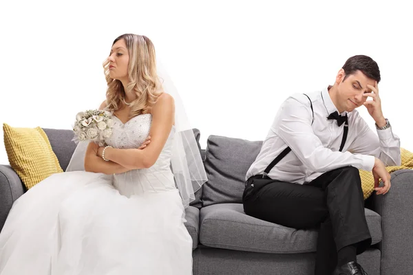 Newlywed coupe arguing with each other — Stock Photo, Image