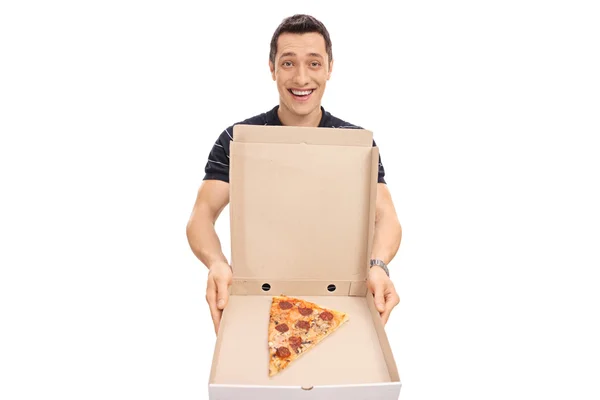 Guy ukazující pizza krabice — Stock fotografie