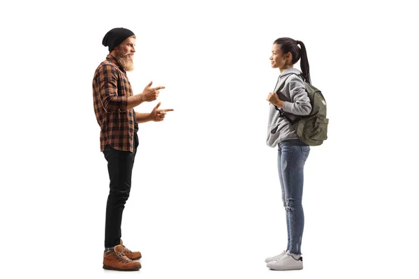Beyaz Arka Planda Izole Edilmiş Genç Bir Kız Öğrenciyle Konuşan — Stok fotoğraf